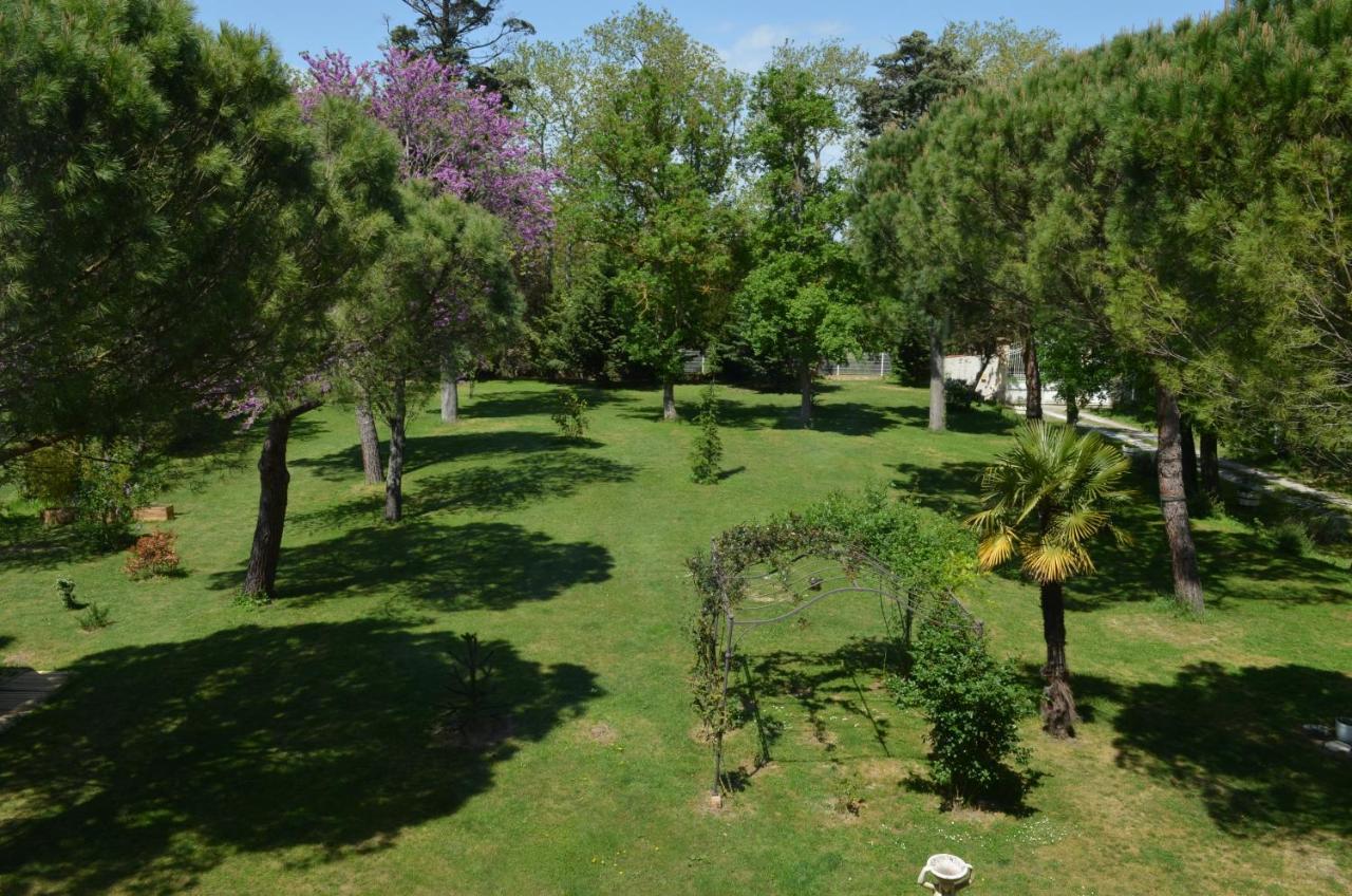 Bed and Breakfast La Louisiane 31 Villefranche-de-Lauragais Exterior foto